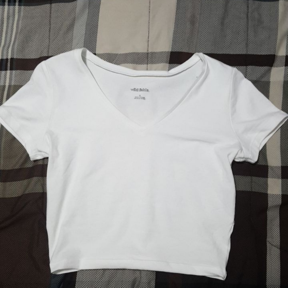 White crop top